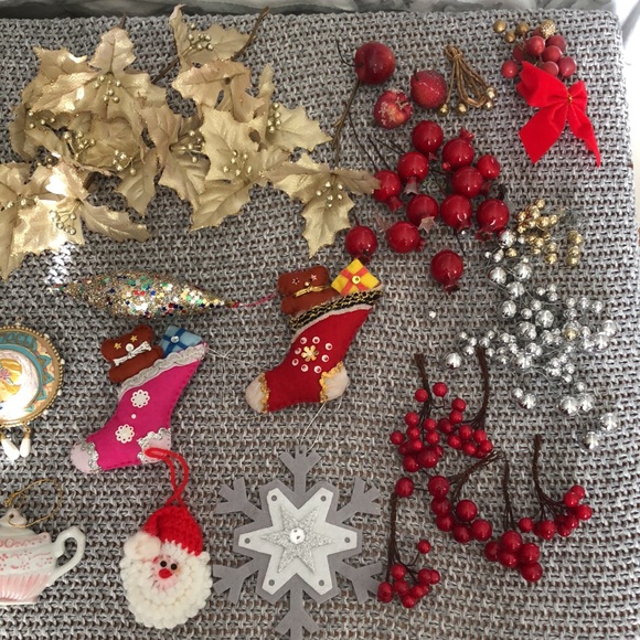 Bundle of Christmas ornaments - Picture 4 of 17